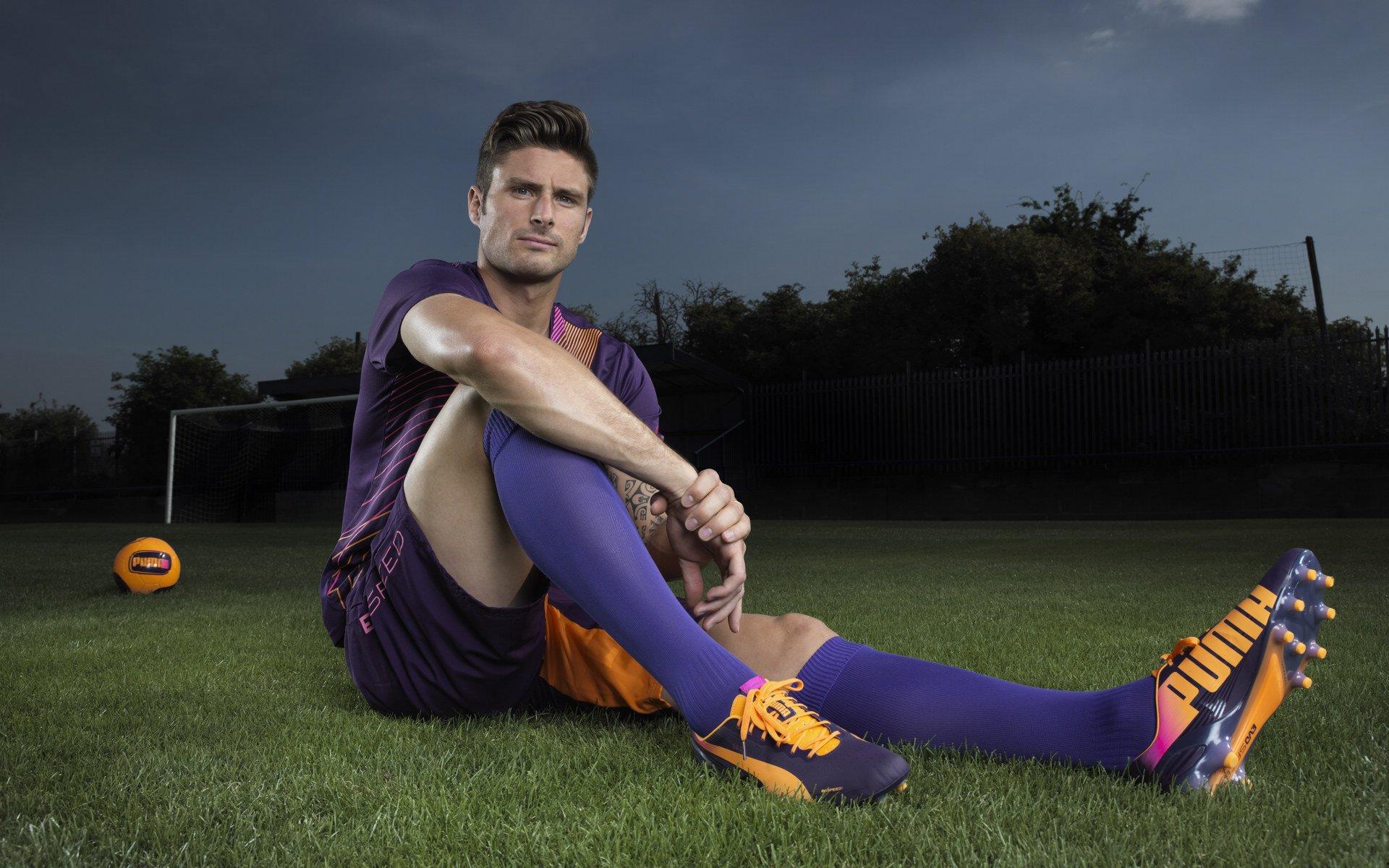 宿敌再遇！格列兹曼的北伦敦情缘，马竞与枪手的欧冠前夜往事浮现